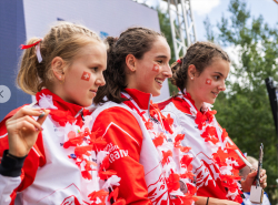 Podest staffel damen.jpeg